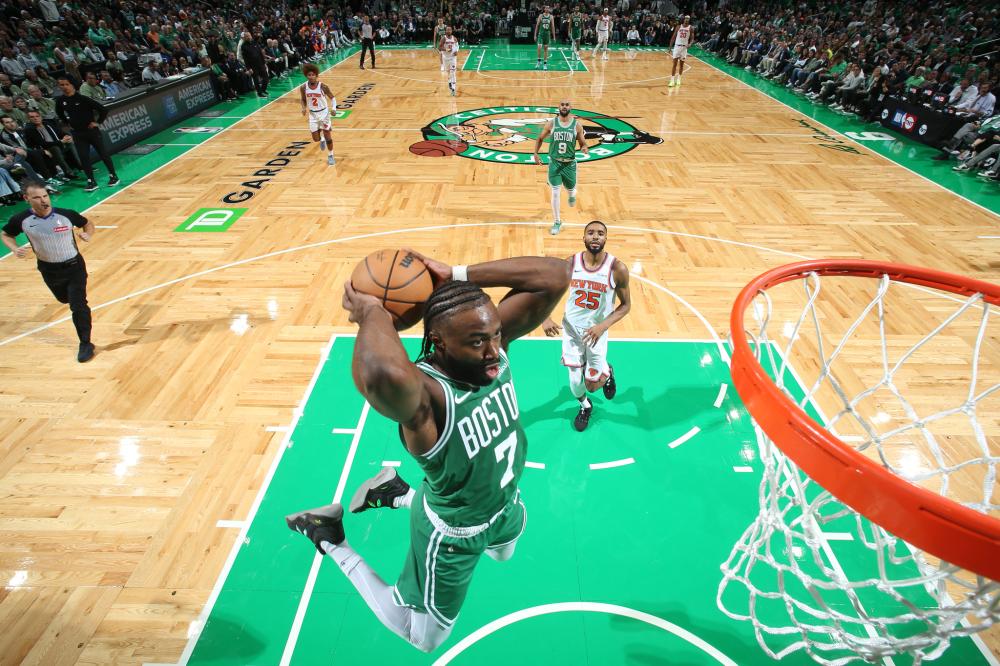 他曾通过出 他曾通过出