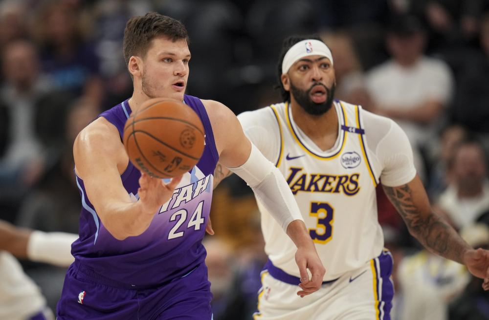 凭借布鲁诺 凭借布鲁诺